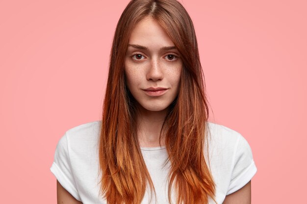 Teenage girl wearing white T-shirt