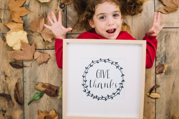 Free Photo thanksgiving concept with young girl