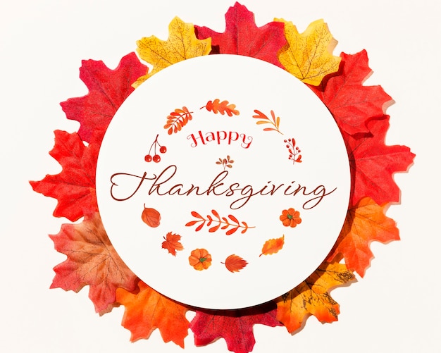 Free photo thanksgiving day banner with colorful leaves