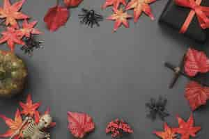 Free photo top view autumn elements on dark background