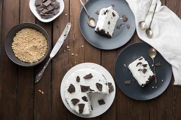 Top view cake on wooden background