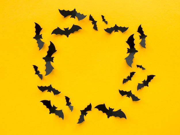 Free Photo top view creepy halloween concept with bats