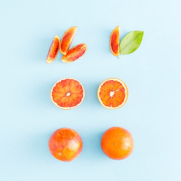 Top view cut oranges