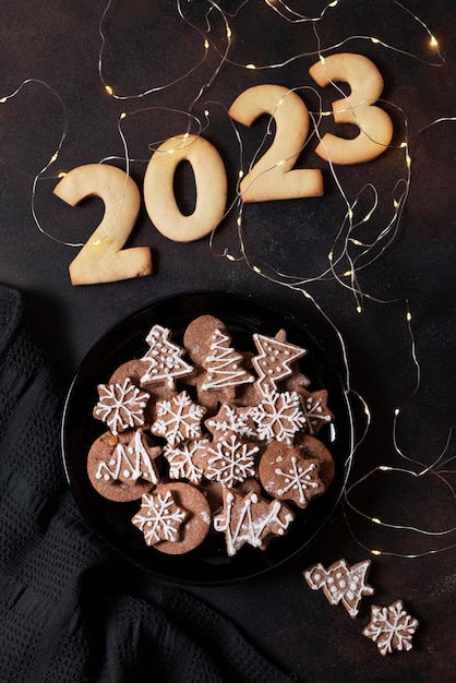 Free photo top view delicious cookies for new year