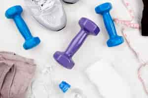 Free photo top view dumbbells arrangement