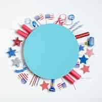 Free photo top view independence day decoration around blue circle