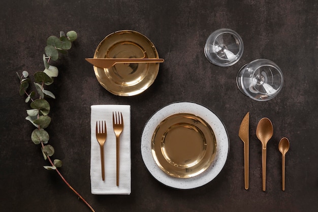 Top view plates, cutlery and glasses