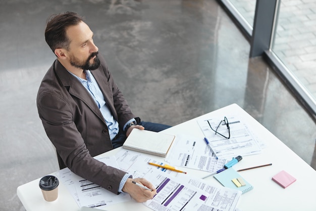 Free photo top view of professional employer dressed formally