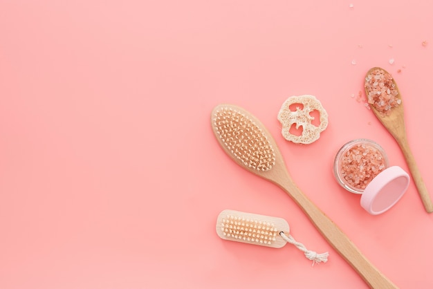 Top view of spa brushes and sponge