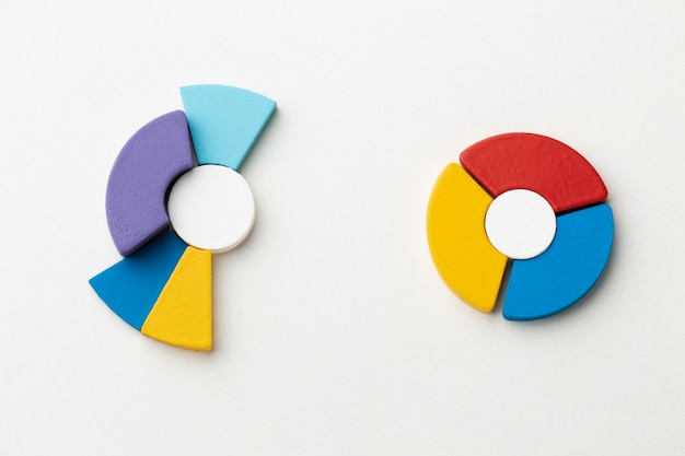 Free photo top view of statistics presentation with pie chart