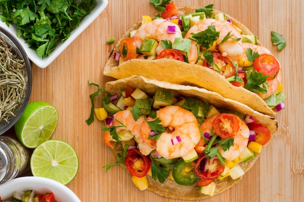 Free photo top view tacos with shrimps