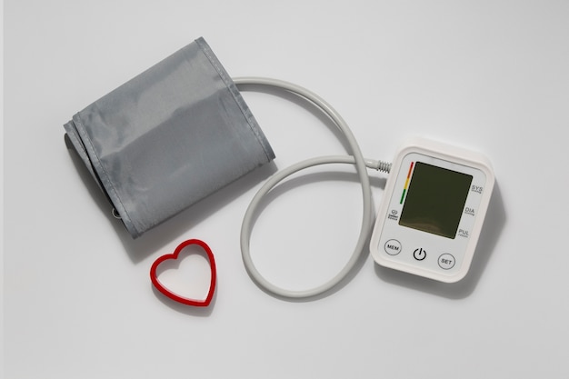 Free Photo top view of tensiometer for checking blood pressure