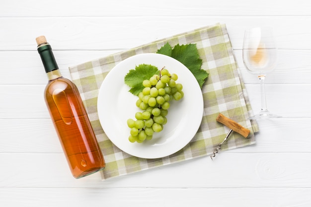 Top view white grapes and wine