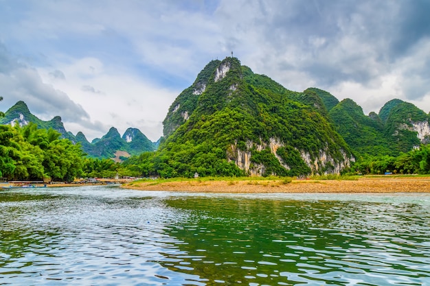 town chinese forest scenery reflection