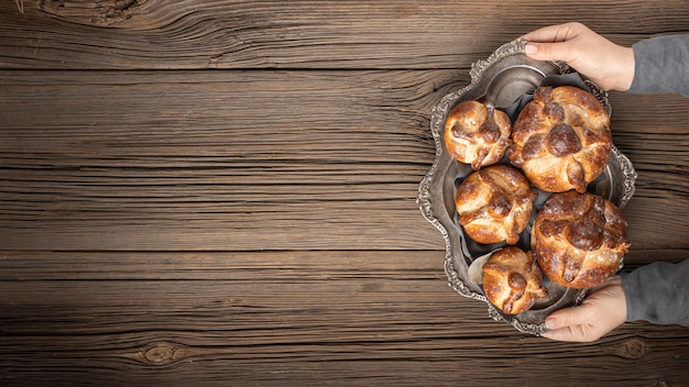 Traditional bread of dead arrangement