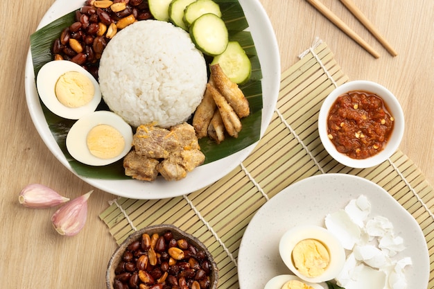 Free photo traditional nasi lemak meal assortment