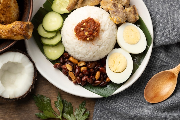 Free photo traditional nasi lemak meal composition