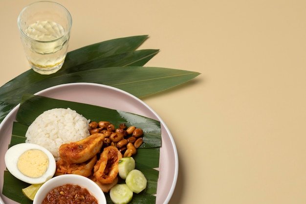 Free photo traditional nasi lemak meal