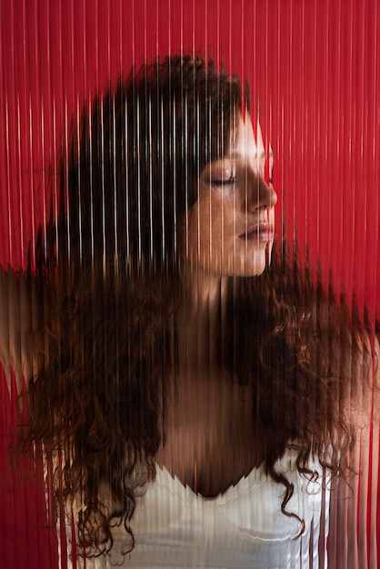 Free photo translucent and blurred portrait of woman