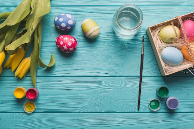 Tulips and set for coloring eggs