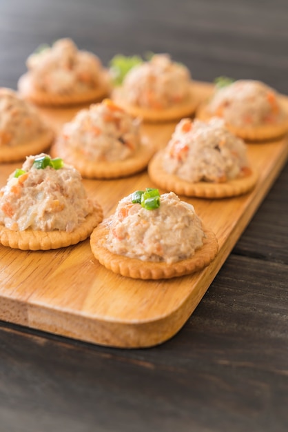 tuna spread with cracker