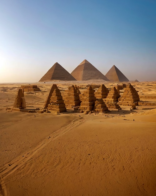 Free photo typographic optical illusions cairo