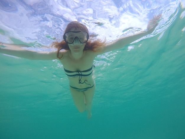 Free photo underwater woman