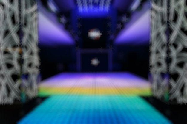 Unfocused entry disco colors