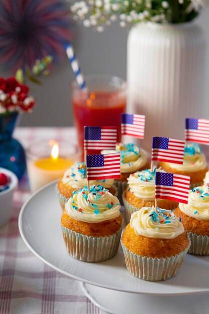 Free Photo us labor day celebration with cupcakes