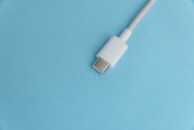 Free photo usb cable type c over blue background