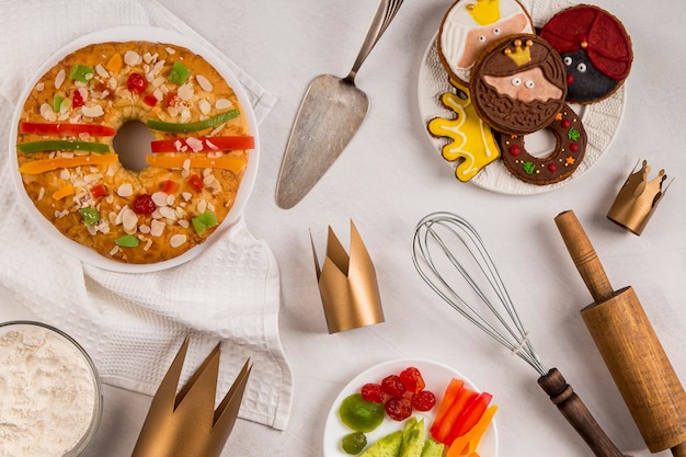 Utensils and dessert happy epiphany