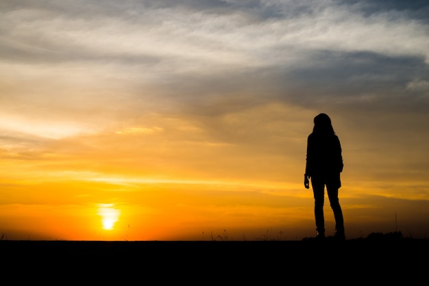 Free photo vacation young freedom silhouette happy