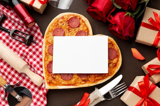 Free photo valentines day assortment with pizza and white card