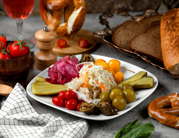 Various mixed pickles with side bread