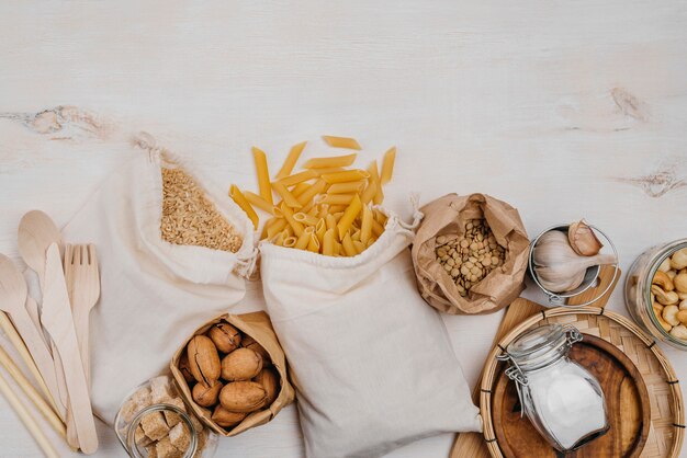 Various pantry products and pasta