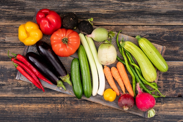 vegetables which collected on wood cutting board