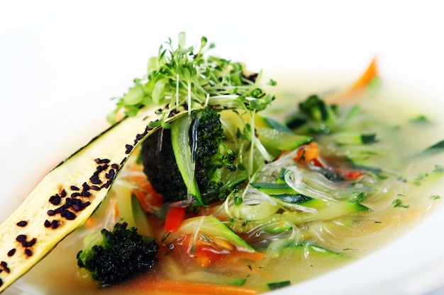 Free photo vegetarian gourmet soup from season vegetables