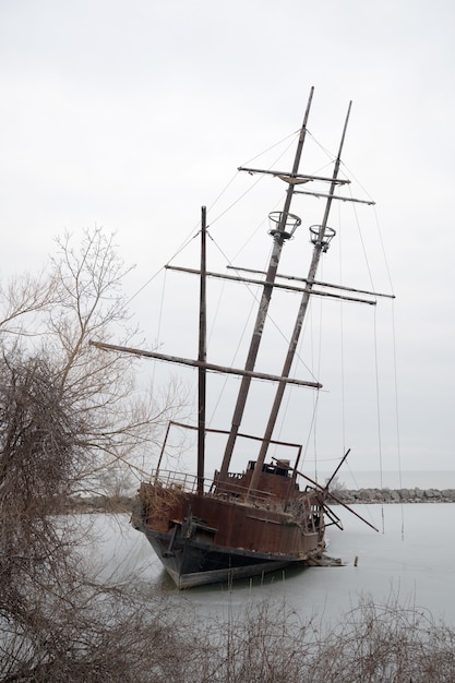 Free Photo vertical shot of the grande hermine, lincoln canada