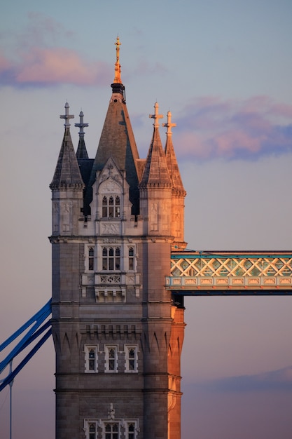 Free Photo vertical shot of tower bridge st the uk