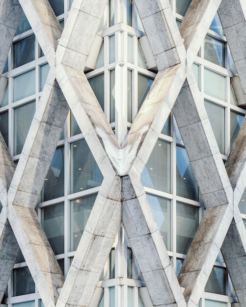 Free photo vertical view of a geometrical white concrete building captured