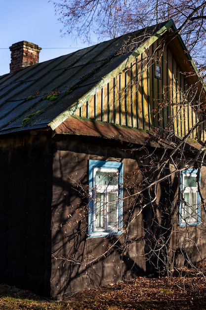 Free Photo view of abandoned and decaying house in nature