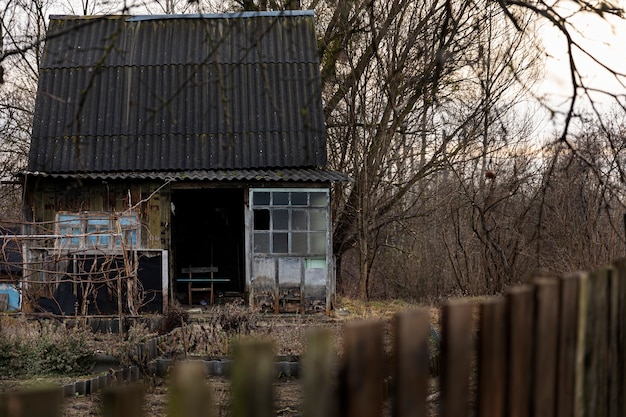 Free photo view of old and abandoned house in nature