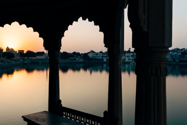 Free photo view of pushkar lake in rajasthan, india