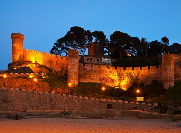 Free photo vila vella castle. tossa de mar in night. spain