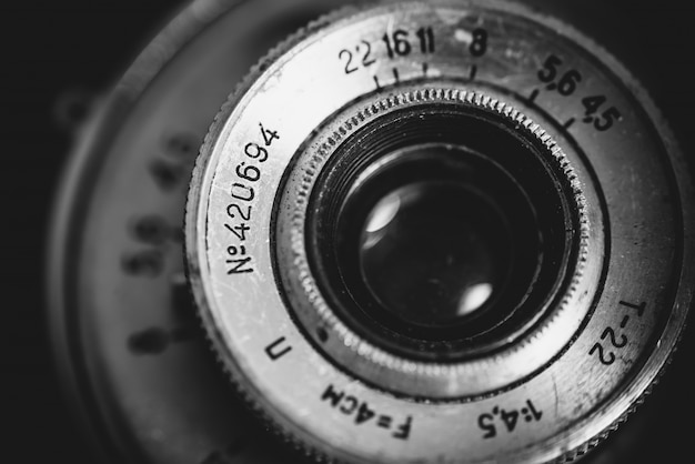 Free photo vintage rangefinder