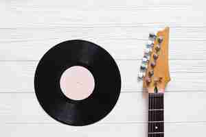 Free photo vinyl record with guitar