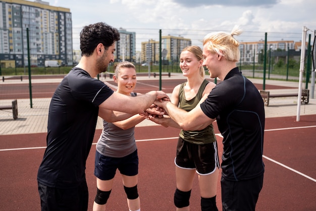 Free Photo volleyball players  having a match