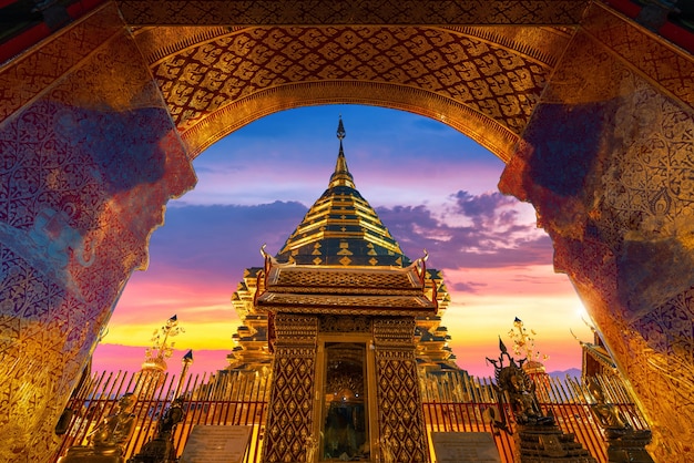 Free photo wat phra that doi suthep in chiang mai, thailand