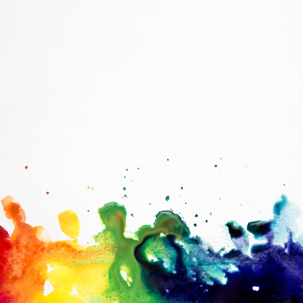 Free Photo watercolor brush strokes with rainbow colors