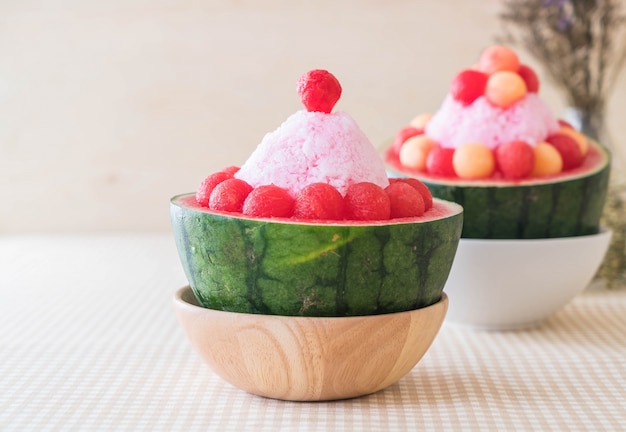 watermelon bingsu dessert